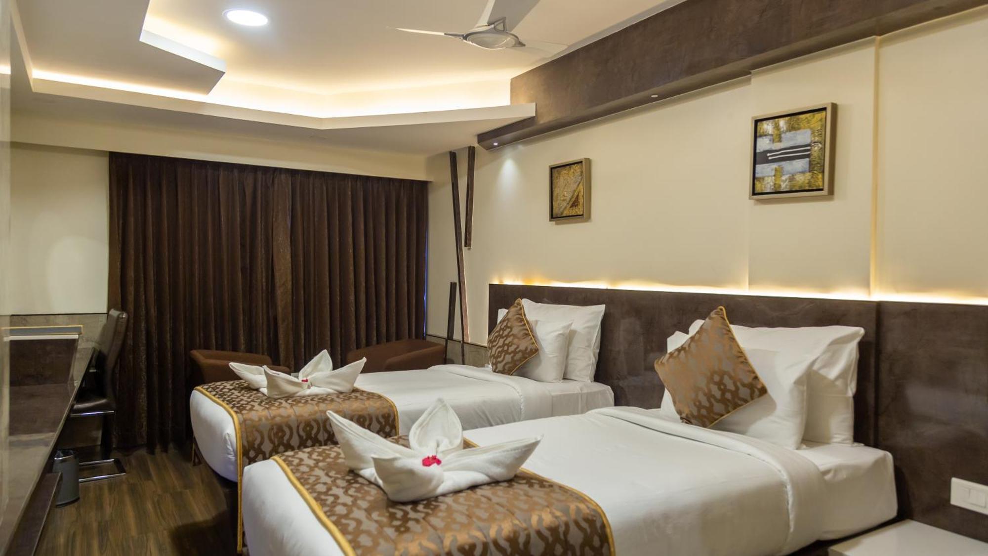Hotel Park Elanza Chennai Esterno foto