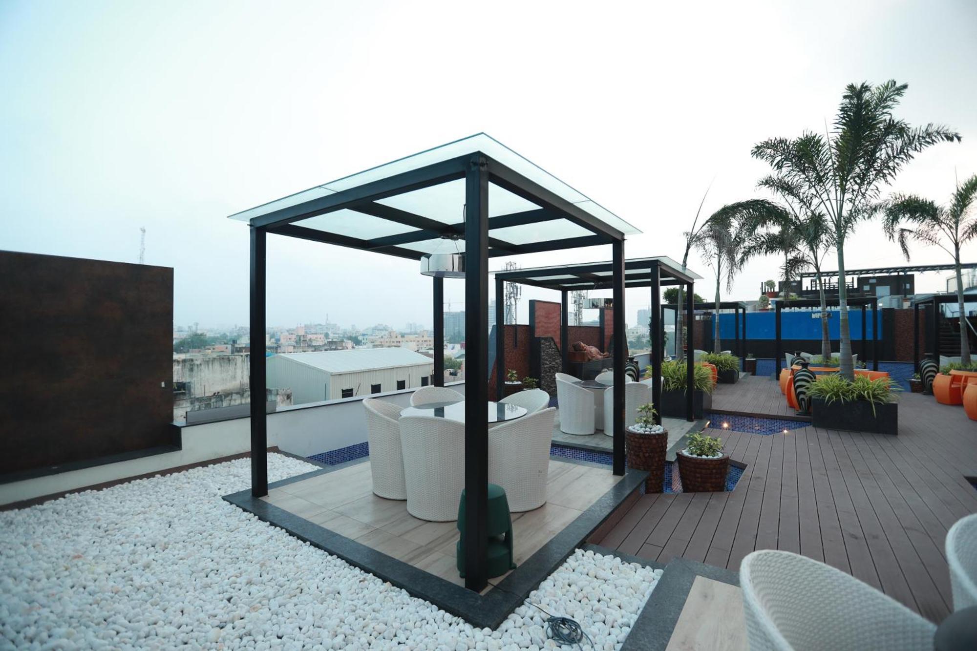 Hotel Park Elanza Chennai Esterno foto